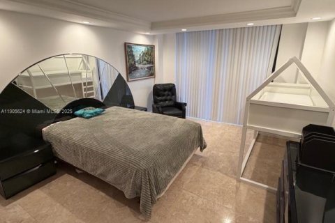 Снять в аренду кондоминиум в Санни-Айлс-Бич, Флорида 2 спальни, 139.54м2, № 1956240 - фото 14