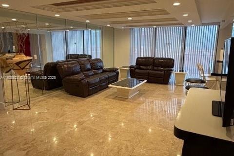 Снять в аренду кондоминиум в Санни-Айлс-Бич, Флорида 2 спальни, 139.54м2, № 1956240 - фото 4