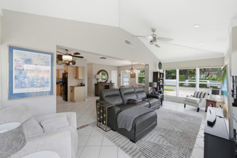 Casa en venta en Fort Lauderdale, Florida, 3 dormitorios, 111.48 m2 № 2363020 - foto 5