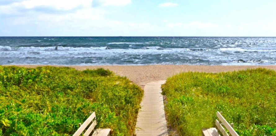 Condo in Highland Beach, Florida, 2 bedrooms  № 750283
