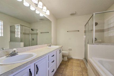 Villa ou maison à vendre à Clermont, Floride: 3 chambres, 145.86 m2 № 2109789 - photo 11