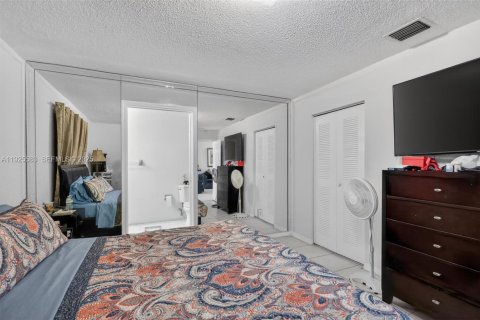 Купить кондоминиум в Хайалиа, Флорида 3 спальни, 124.95м2, № 1986040 - фото 14