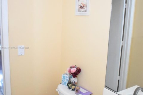 Купить кондоминиум в Дорал, Флорида 2 спальни, 103.59м2, № 1946954 - фото 17