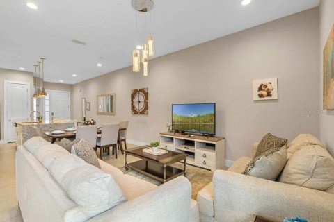 Condominio en venta en Kissimmee, Florida, 4 dormitorios, 167.6 m2 № 2104829 - foto 8