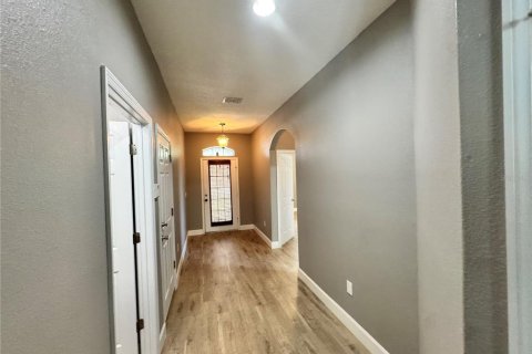 Villa ou maison à louer à Mount Dora, Floride: 3 chambres, 145.48 m2 № 2104736 - photo 2