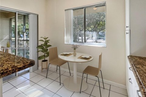 Купить таунхаус в Уэстон, Флорида 3 спальни, 127м2, № 2026412 - фото 6