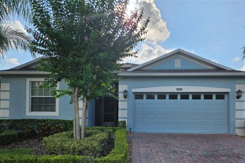 House in Clermont, Florida 3 bedrooms, 186.36 sq.m. № 1765768 - photo 1