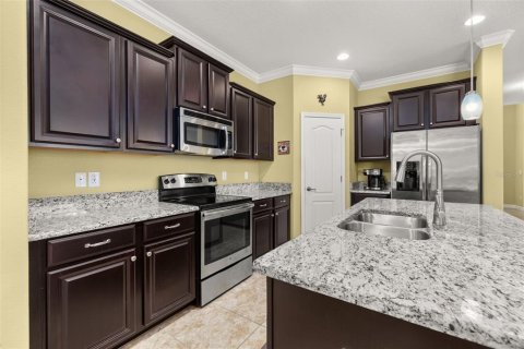 House in Clermont, Florida 3 bedrooms, 186.36 sq.m. № 1765768 - photo 14