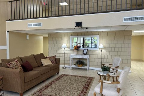 Condo in Port Charlotte, Florida, 1 bedroom  № 1919014 - photo 13