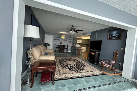 Condo in Port Charlotte, Florida, 1 bedroom  № 1919014 - photo 21