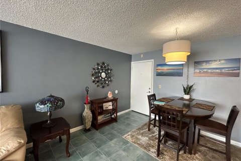 Condo in Port Charlotte, Florida, 1 bedroom  № 1919014 - photo 22