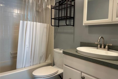 Condo in Port Charlotte, Florida, 1 bedroom  № 1919014 - photo 27