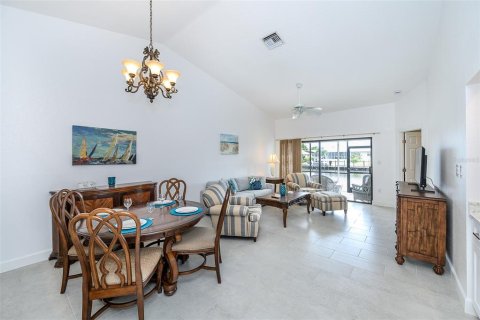 Villa ou maison à louer à Punta Gorda, Floride: 2 chambres, 109.9 m2 № 2399355 - photo 18