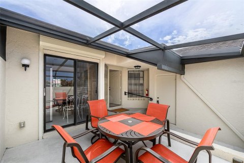 Villa ou maison à louer à Punta Gorda, Floride: 2 chambres, 109.9 m2 № 2399355 - photo 6