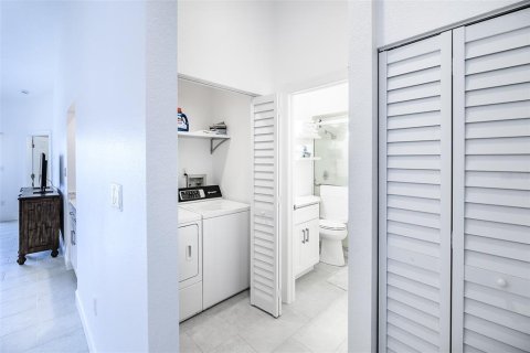 Villa ou maison à louer à Punta Gorda, Floride: 2 chambres, 109.9 m2 № 2399355 - photo 17
