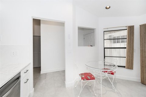 Villa ou maison à louer à Punta Gorda, Floride: 2 chambres, 109.9 m2 № 2399355 - photo 11