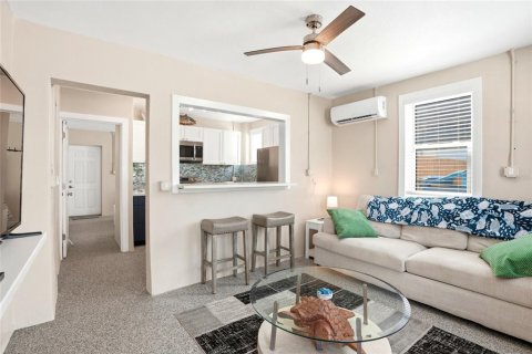 Immobilier commercial à vendre à Madeira Beach, Floride: 270.16 m2 № 2225310 - photo 24