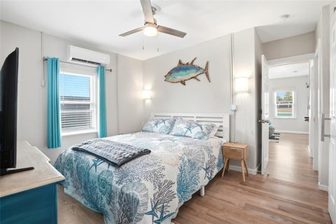 Immobilier commercial à vendre à Madeira Beach, Floride: 270.16 m2 № 2225310 - photo 26