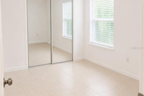 Propiedad comercial en venta en Bradenton, Florida, 72 dormitorios, 72.84 m2 № 2155690 - foto 9
