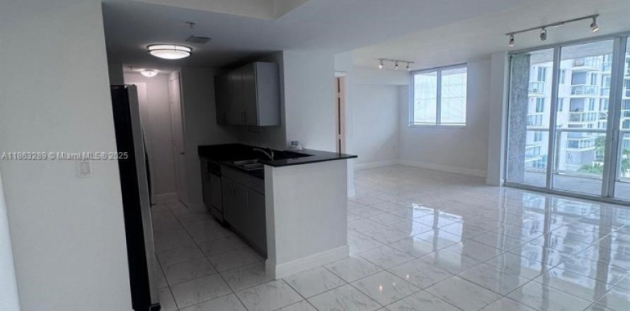 Condo à Miami, Floride, 1 chambre № 1891680
