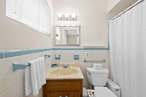 Casa en venta en Hollywood, Florida, 3 dormitorios, 147.71 m2 № 1809610 - foto 11