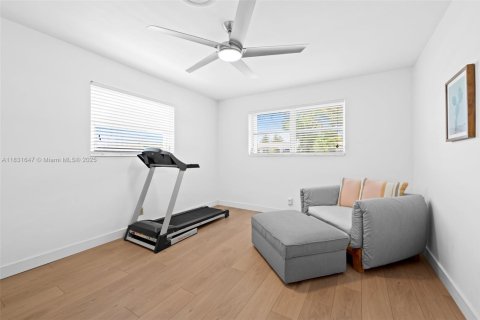 Casa en venta en Hollywood, Florida, 3 dormitorios, 147.71 m2 № 1809610 - foto 13