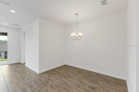 House in Mount Dora, Florida 4 bedrooms, 164.53 sq.m. № 1278697 - photo 14