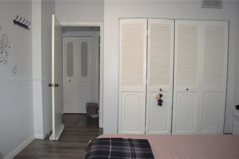 Copropriété à vendre à Boca Raton, Floride: 2 chambres, 118.54 m2 № 1938329 - photo 17