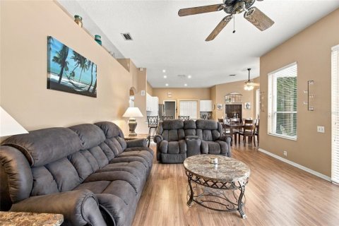 Casa en venta en Tarpon Springs, Florida, 4 dormitorios, 207.17 m2 № 2383360 - foto 10