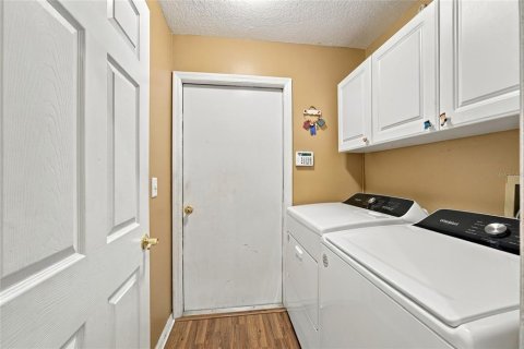Casa en venta en Tarpon Springs, Florida, 4 dormitorios, 207.17 m2 № 2383360 - foto 23