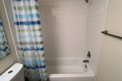 Condo in Clearwater, Florida, 2 bedrooms  № 2224552 - photo 26