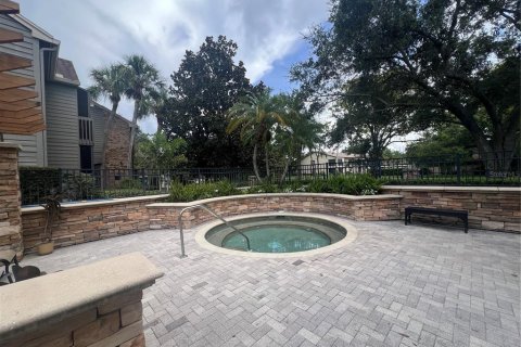 Condo in Clearwater, Florida, 2 bedrooms  № 2224552 - photo 16