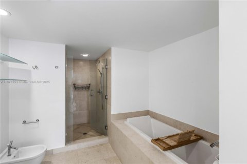 Copropriété à louer à Miami, Floride: 2 chambres, 108.51 m2 № 1922691 - photo 14