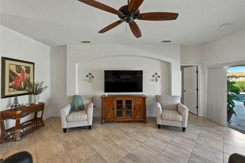 Casa en venta en Winter Haven, Florida, 3 dormitorios, 155.8 m2 № 1903188 - foto 9