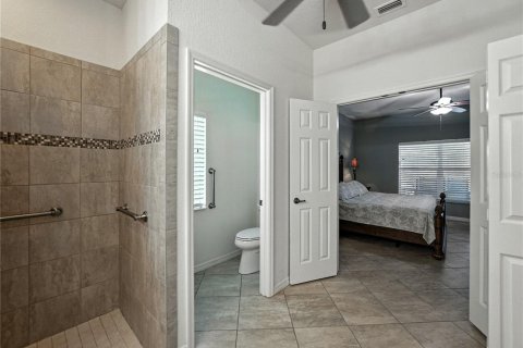 Casa en venta en Winter Haven, Florida, 3 dormitorios, 155.8 m2 № 1903188 - foto 27