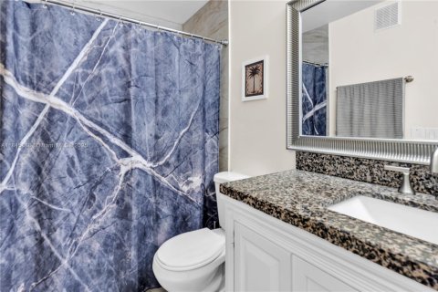 Townhouse in Miramar, Florida 4 bedrooms, 166.76 sq.m. № 1844135 - photo 17