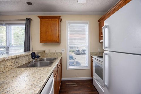 Copropriété à vendre à Gainesville, Floride: 2 chambres, 74.32 m2 № 2093010 - photo 10