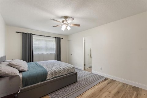 House in Orlando, Florida 2 bedrooms, 132.76 sq.m. № 1598089 - photo 19