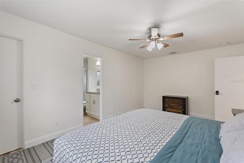 House in Orlando, Florida 2 bedrooms, 132.76 sq.m. № 1598089 - photo 21