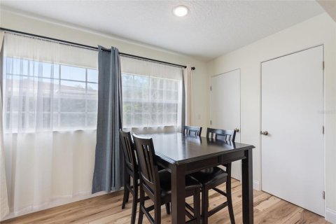 House in Orlando, Florida 2 bedrooms, 132.76 sq.m. № 1598089 - photo 7