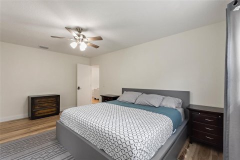 House in Orlando, Florida 2 bedrooms, 132.76 sq.m. № 1598089 - photo 20