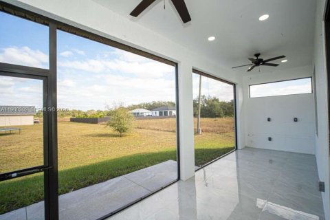 Купить виллу или дом в Лихай-Эйкерс, Флорида 4 спальни, 167.22м2, № 2020187 - фото 30