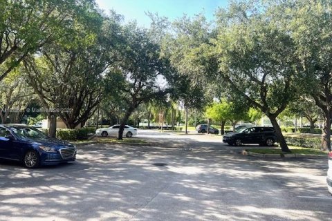 Propiedad comercial en venta en Davie, Florida № 1813997 - foto 12