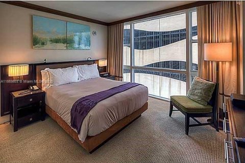Снять в аренду кондоминиум в Майами-Бич, Флорида 2 спальни, 82.4м2, № 1928322 - фото 12