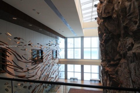 Снять в аренду кондоминиум в Майами-Бич, Флорида 2 спальни, 82.4м2, № 1928322 - фото 5