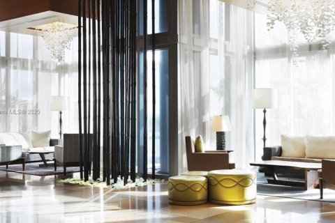 Снять в аренду кондоминиум в Майами-Бич, Флорида 2 спальни, 82.4м2, № 1928322 - фото 30