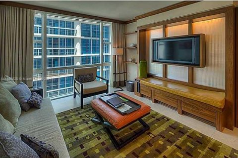 Снять в аренду кондоминиум в Майами-Бич, Флорида 2 спальни, 82.4м2, № 1928322 - фото 15