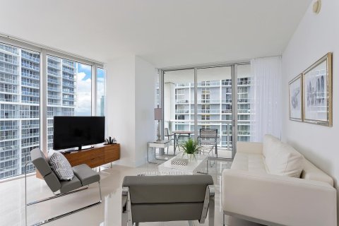 Condominio en venta en Miami, Florida, 2 dormitorios, 123.28 m2 № 2082864 - foto 5
