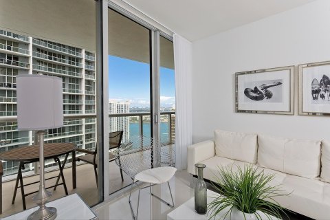 Condominio en venta en Miami, Florida, 2 dormitorios, 123.28 m2 № 2082864 - foto 8