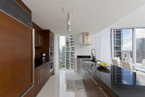 Condominio en venta en Miami, Florida, 2 dormitorios, 123.28 m2 № 2082864 - foto 12